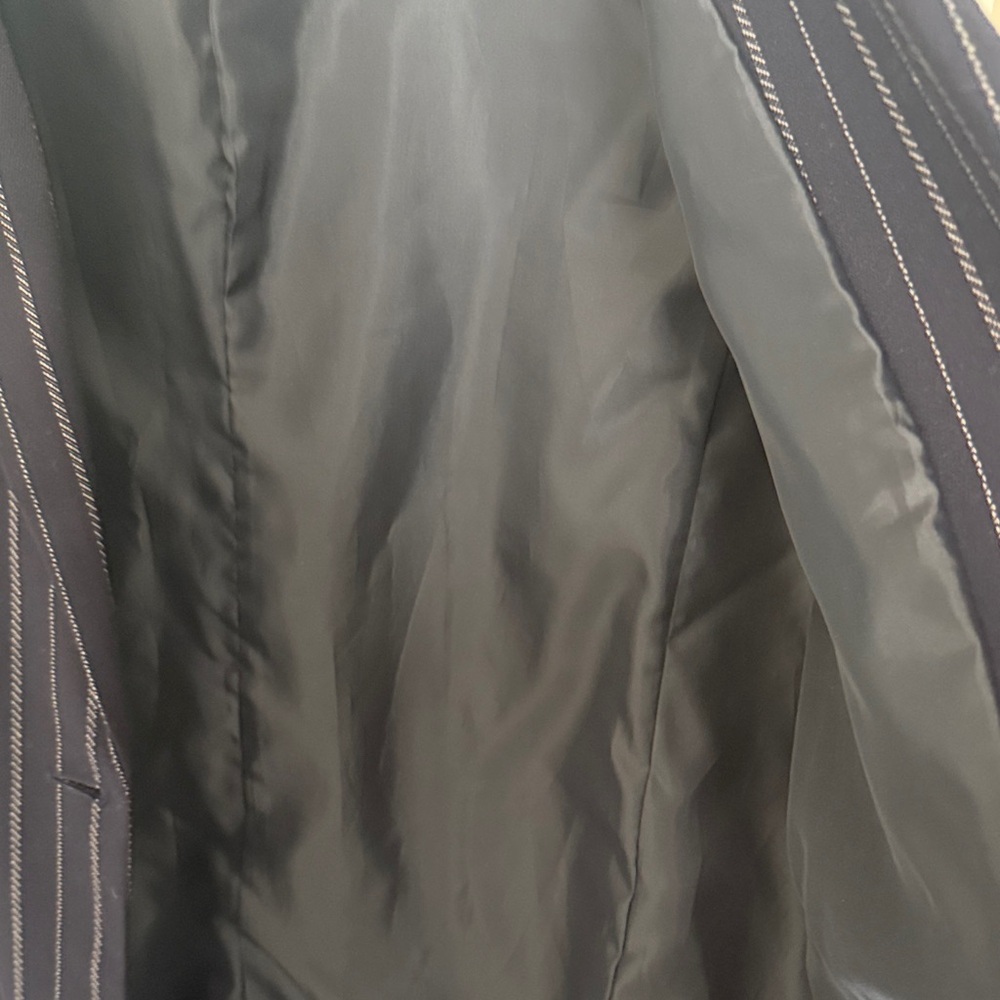 Liz Claiborne Navy Pinstripe Vest - Picture 4 of 5